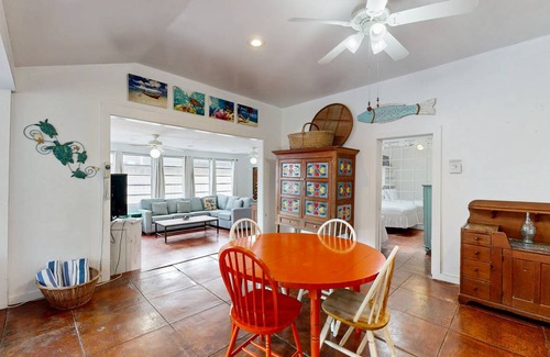 Historic Seaport House | 149 m² House ∙ 3 bedrooms ∙ 6 guests