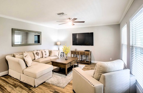 Naples Park House | 151 m² House ∙ 3 bedrooms ∙ 6 guests