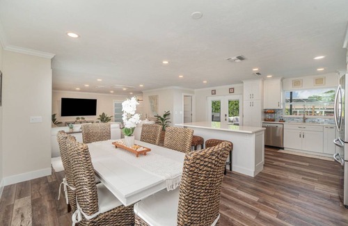 Iona Villa | 155 m² Villa ∙ 3 bedrooms ∙ 6 guests