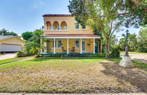 Whitfield House | 156 m² House ∙ 3 bedrooms ∙ 6 guests