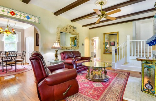 Whitfield House | 156 m² House ∙ 3 bedrooms ∙ 6 guests