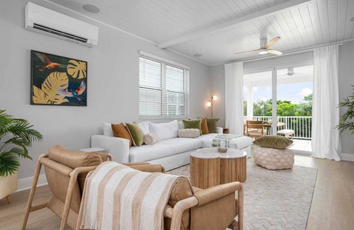 Cortez House | 156 m² House ∙ 3 bedrooms ∙ 8 guests
