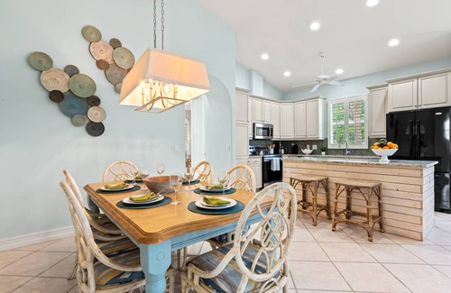 Naples Park House | 160 m² House ∙ 3 bedrooms ∙ 8 guests