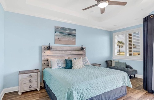 Beverly Beach Condo | 163 m² Condo ∙ 3 bedrooms ∙ 10 guests