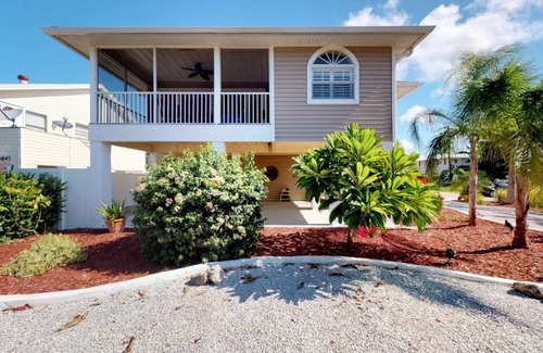 Mid Island House | 164 m² House ∙ 3 bedrooms ∙ 6 guests