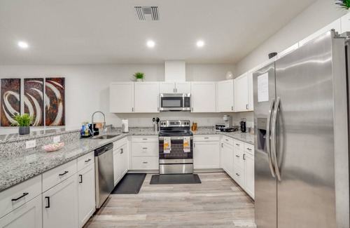 Memphis Apartment | 167 m² Apartment ∙ 4 bedrooms ∙ 12 guests