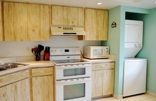 Holmes Beach Condo | 167 m² Condo ∙ 3 bedrooms ∙ 6 guests