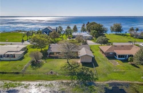 Crooked Lake Park House | 167 m² House ∙ 3 bedrooms ∙ 6 guests