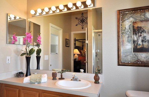 Thousand Oaks Villa | 167 m² Villa ∙ 4 bedrooms ∙ 8 guests
