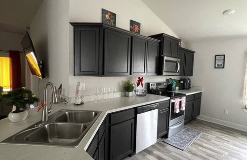 Jacksonville House | 169 m² House ∙ 4 bedrooms ∙ 8 guests