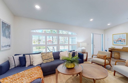 Willoughby Acres House | 170 m² House ∙ 3 bedrooms ∙ 8 guests