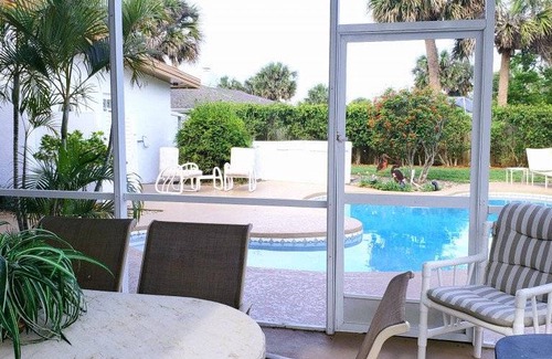 Melbourne Beach House | 172 m² House ∙ 3 bedrooms ∙ 6 guests