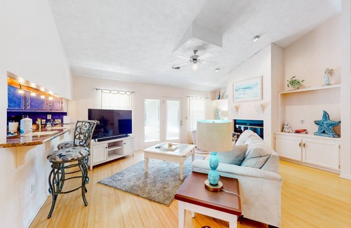 Thomas Drive House | 174 m² House ∙ 3 bedrooms ∙ 8 guests
