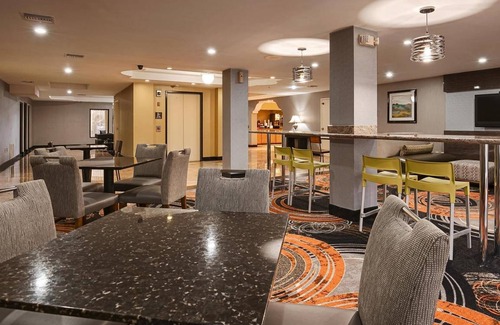 Orange Park Hotel | 18 m² Hotel ∙ 5 guests