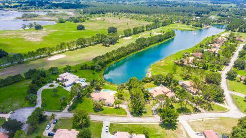 Groveland House | 180 m² House ∙ 3 bedrooms ∙ 6 guests