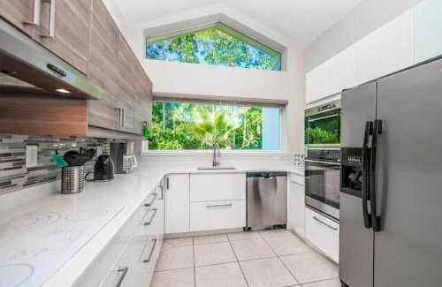 Groveland House | 180 m² House ∙ 3 bedrooms ∙ 6 guests