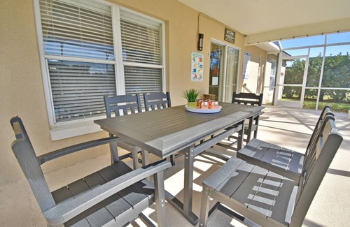 Sunridge Woods House | 186 m² House ∙ 4 bedrooms ∙ 8 guests