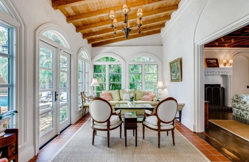Southside House | 186 m² House ∙ 4 bedrooms ∙ 8 guests