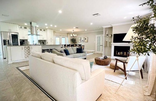 Jupiter Farms House | 187 m² House ∙ 3 bedrooms ∙ 12 guests