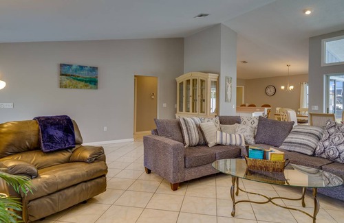 Englewood East House | 187 m² House ∙ 3 bedrooms ∙ 6 guests