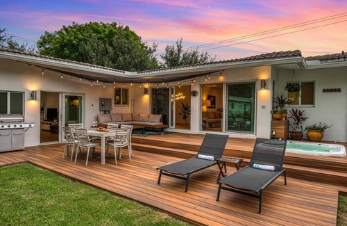 Flagler Village House | 188 m² House ∙ 3 bedrooms ∙ 10 guests