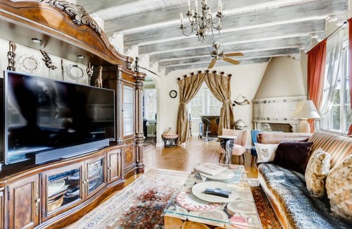 Southside House | 188 m² House ∙ 2 bedrooms ∙ 4 guests
