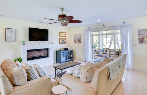 Edgewater House | 190 m² House ∙ 2 bedrooms ∙ 5 guests