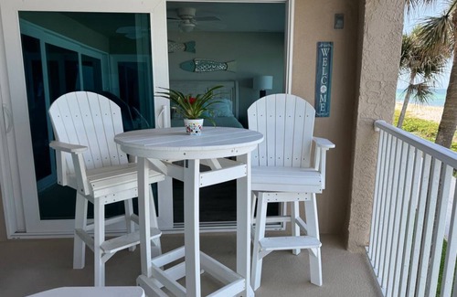 Belleair Beach Condo | 191 m² Condo ∙ 3 bedrooms ∙ 6 guests