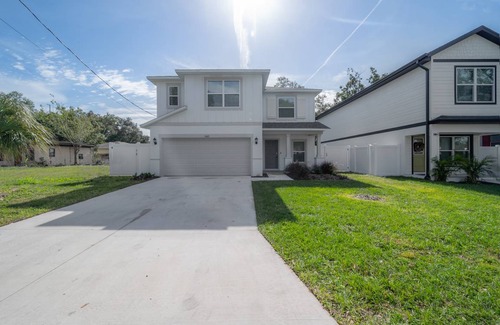 Ybor City House | 192 m² House ∙ 4 bedrooms ∙ 14 guests