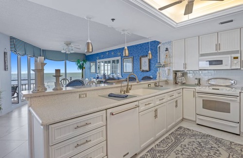 Sea Dunes Condo | 192 m² Condo ∙ 3 bedrooms ∙ 8 guests