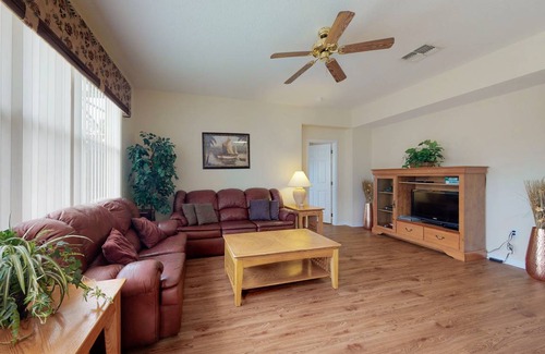 Windwood Bay House | 193 m² House ∙ 4 bedrooms ∙ 8 guests