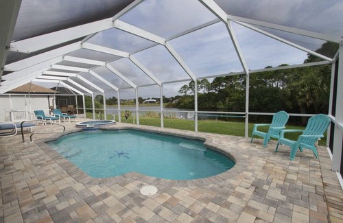 Pine Valley Villa | 195 m² Villa ∙ 3 bedrooms ∙ 6 guests