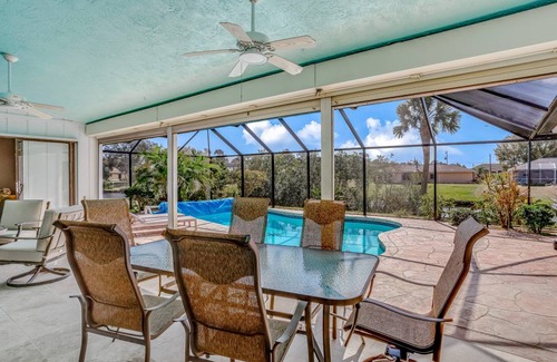 Pebble Beach House | 197 m² House ∙ 3 bedrooms ∙ 8 guests
