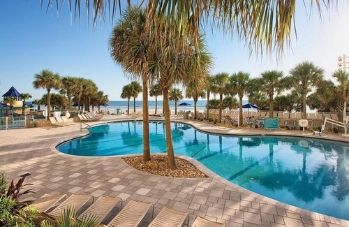 Brush - Stewarts Condo | 1br Deluxe Condo Nascar, A Lazy River & Beach!