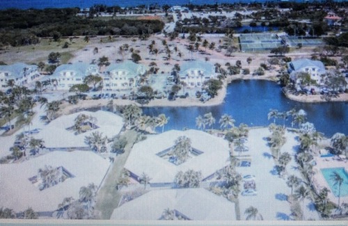 Bella Vista Condo | 2/2 Condo 1-st floor,Carlin Park, 7-8 min walk distance to beach/ Atlantic Ocean