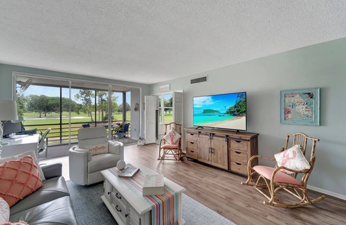 Braden River Condo | 2/2 CONDO WITH AMAZING GOLF COURSE & WATER VIEWS FROM THE LANAI - DON'T MISS IT