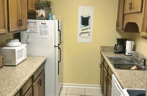 Fernandina Beach Condo | 2 Bedroom Condo 2 Blocks from Beach