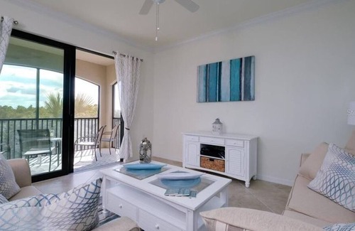 Lakewood Ranch Condo | 2 Bedroom Condo 20888 by Houzlet