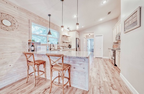 Vilano Beach House | 2 Master Suites+/Steps to Ocean