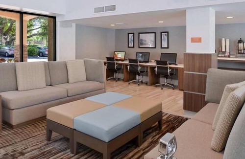 Florida Central Atlantic Coast House | 2 Miles to Universal! Comfy Unit, Pool, Breakfast, Parking, Shuttle