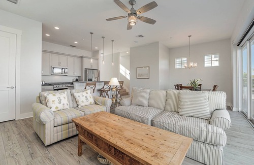 Pelican House | 2 Story Lux Waterfront Living in Cape Harbour- Pool & Dock