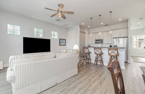 Pelican House | 2 Story Lux Waterfront Living in Cape Harbour- Pool & Dock