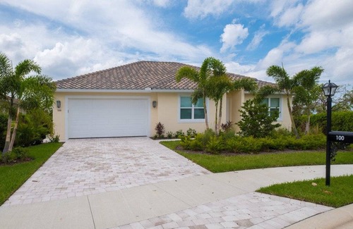 Lely Golf Estates House | 200 m² House ∙ 4 bedrooms ∙ 8 guests