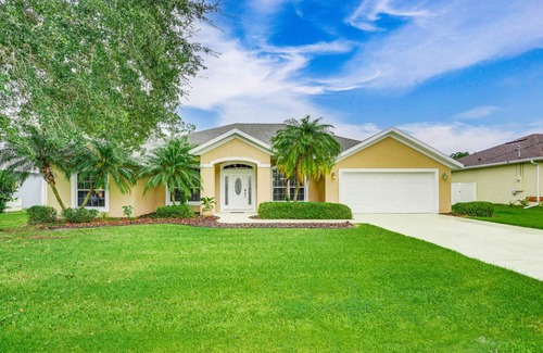 Palm Coast House | 204 m² House ∙ 4 bedrooms ∙ 9 guests