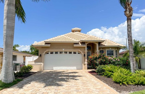 Naples Park House | 204 m² House ∙ 4 bedrooms ∙ 8 guests