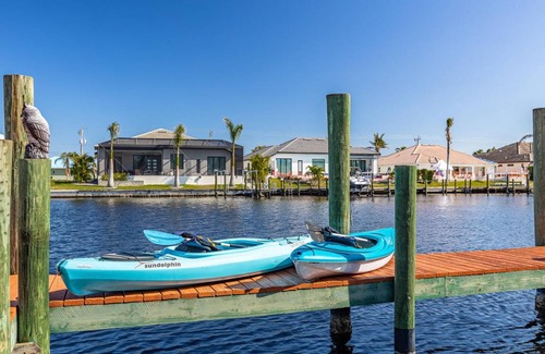 Peninsula Point House | 206 m² House ∙ 3 bedrooms ∙ 9 guests