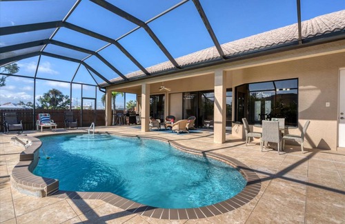Burnt Store House | 206 m² House ∙ 4 bedrooms ∙ 8 guests