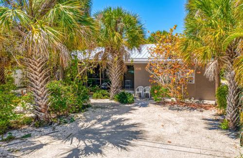 Anna Maria Apartment | 21 Palms Unit A