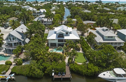 Anna Maria House | 213 m² House ∙ 4 bedrooms ∙ 10 guests