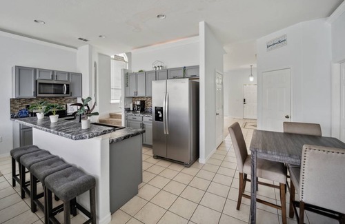 Marbella House | 218 m² House ∙ 5 bedrooms ∙ 10 guests